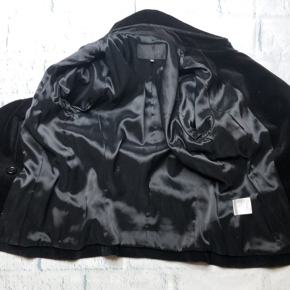 🔹Le Souk Double Breasted Velvet Blazer - Picture 9 of 9